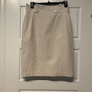 White House Black Market Pencil Skirt. Size 4.